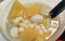 芡实（鸡头米）百合黄桃甜水