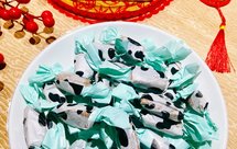 草莓开心果牛轧糖