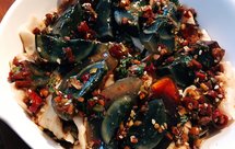 鹰嘴豆皮拌皮蛋