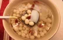 百合鸡头米甜汤