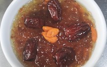 桃胶红枣羹