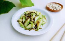西葫芦炒南瓜子