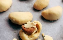 一口一个的小小腰果酥