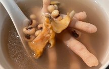 响螺眉豆煲鸡脚