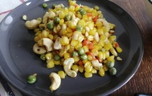 腰果玉米~~简单好吃，没有松子也一样美味儿