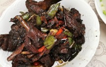 湖南怀化名菜炒鸭子