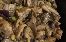 啫啫鸡煲：10分钟即可简单易做、酱香浓郁入味