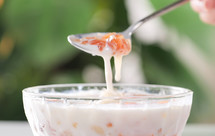 桃胶银耳撞奶|最平价的美容驻颜方