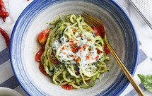 KitchenAid | 牛油果罗勒松子酱节瓜凉面