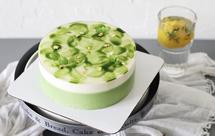 开心果慕斯配香草椰子慕斯