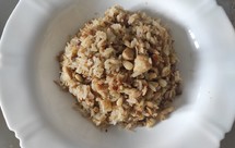 炒冷饭—罗勒鸡腿松子炒饭