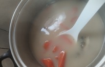 胡萝卜鱼尾眉豆汤