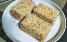 减肥党的低卡柔软芡实糕