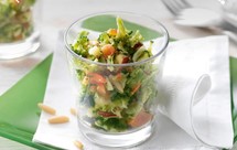 西兰花松仁色拉，then.now.always