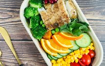 食课studio轻食沙拉食谱分享：冰草黑椒龙利鱼沙拉