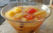 酸酸甜甜的消积水果茶