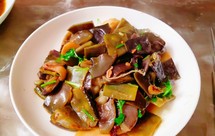 眉豆炖小芋头(记忆里的美味)