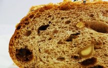 不用放糖，没有黄油的健康黑麦坚果面包