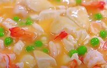 咸蛋黄虾仁烩豆腐