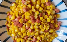 下饭菜！好吃香甜的清炒玉米粒火腿肠