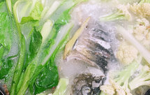 重庆家常菜之鲫鱼蔬菜汤
