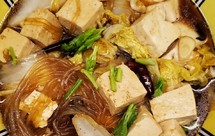 家常白菜豆腐炖粉条