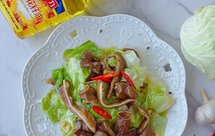 家常小炒｜爽脆包菜炒卤味