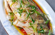 清蒸鲈鱼，肉质鲜嫩