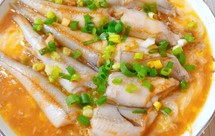 下班快手菜:粉丝豆腐鱼蒸蛋