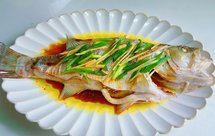 清蒸鲈鱼【快手又美味】