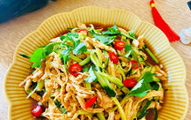 减脂美味—凉拌捞汁手撕鸡胸肉