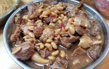 黄豆焖猪舌（下饭菜）