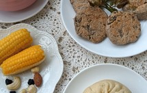 低脂纯素早餐——香椿饼和全麦蔬菜包