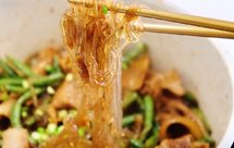 巨香五花肉焖粉！！粉丝比肉还好吃！！