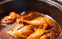 极入味的卤鸡腿