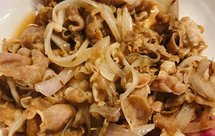 周末宅家吃什么？教你用烤箱烤出鲜嫩多汁的黑胡椒牛排