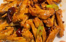 干煸鸡翅尖，下酒煲剧过嘴瘾