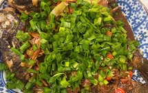 葱葱鲫鱼～下饭下酒神器