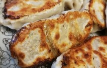 清新时令，小倭瓜红烧肉馅封口锅贴