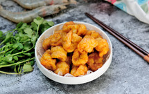 软炸虾仁 简单又好吃的软嫩虾仁做法