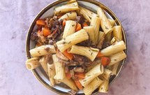 红烧牛肉意面 川味意面创意菜