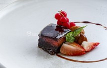 熊猫指南×大董创意菜之秋香板栗红烧肉