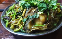 一鱼两吃～红烧鱼身（加了创意的垫菜喔