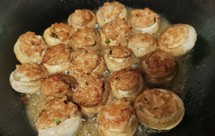 小宝贝最爱吃的手打虾滑煎口蘑