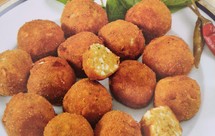西式咸味小吃 -炸鸡蛋丸子