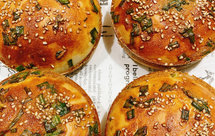 香葱肉松墨西哥酱面包