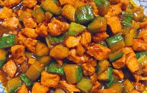 用甜面酱做《酱爆鸡丁》老少皆宜