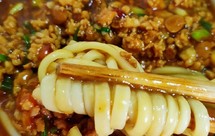 简单快手家常版炸酱面