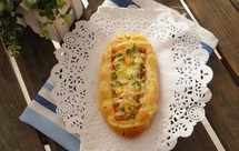 【培根沙拉面包】