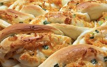 香葱肉松手撕面包_消耗沙拉酱